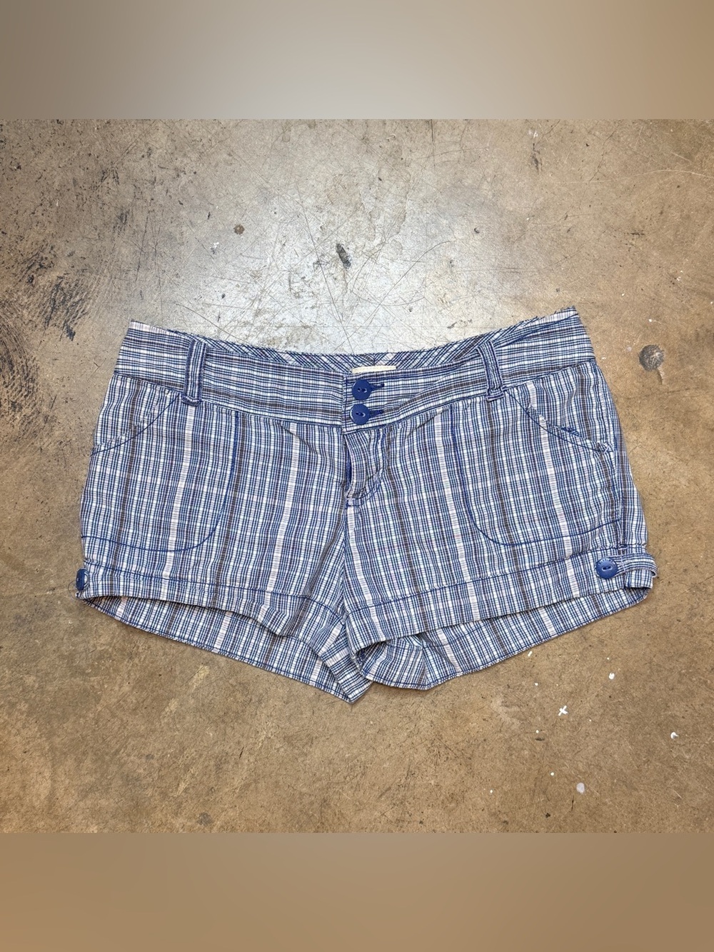 Mossimo blue plaid shorts